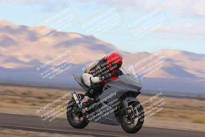 media/Sep-11-2022-SoCal Trackdays (Sun) [[81b7e951af]]/Back Straight Speed (850am)/